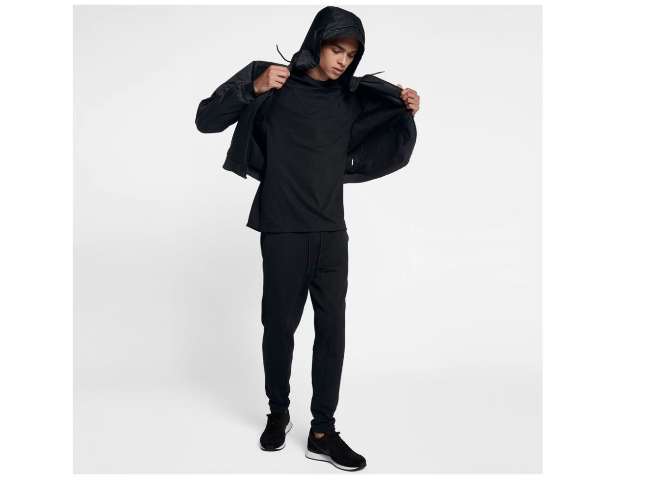 nike windrunner winterized qs